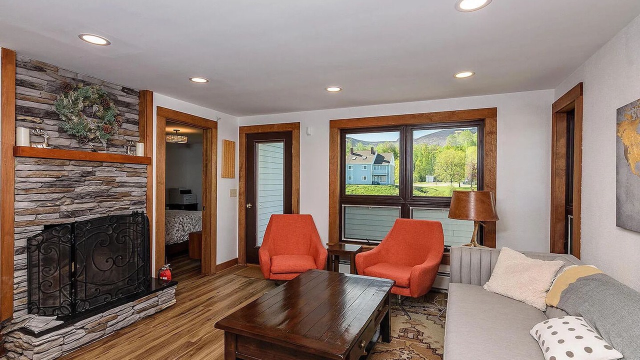 Photo of Livingroom in Carrabassett Valley