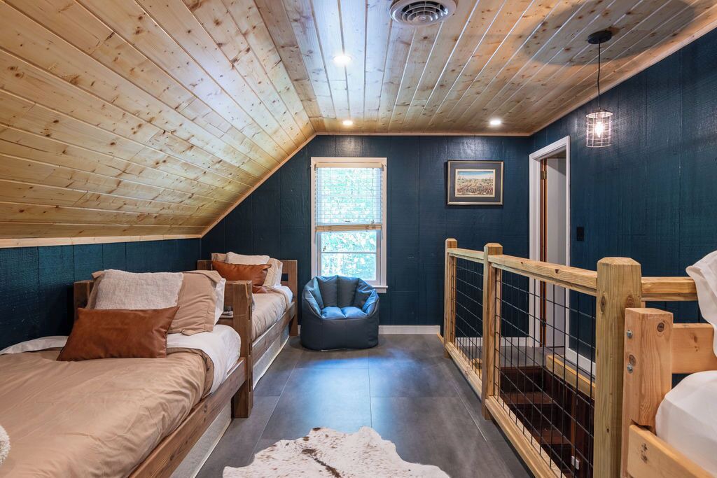 Photo of Bedroom in Burnsville