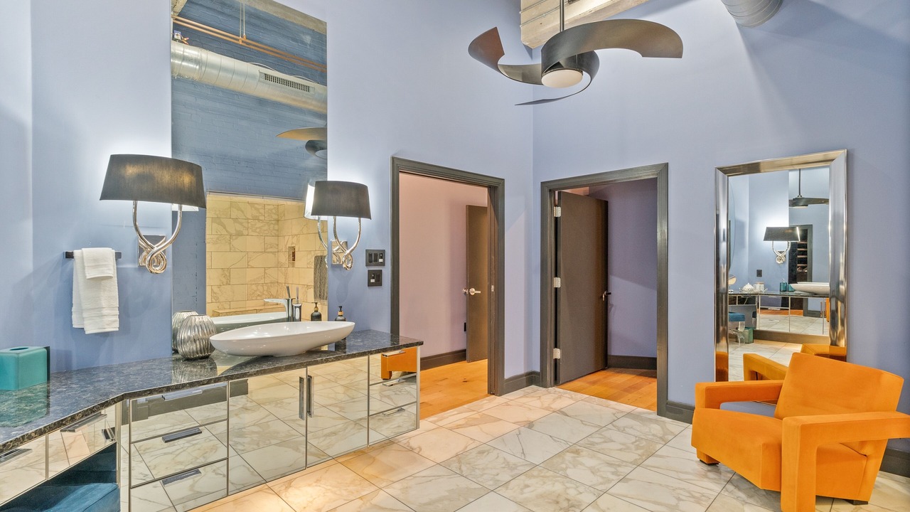 Photo of Bathroom in Downtown West
