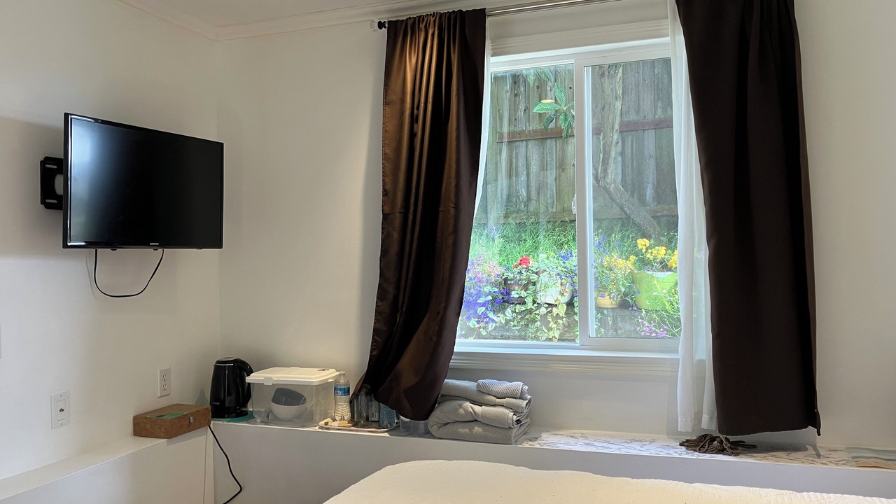 Photo of Bedroom in Daly City