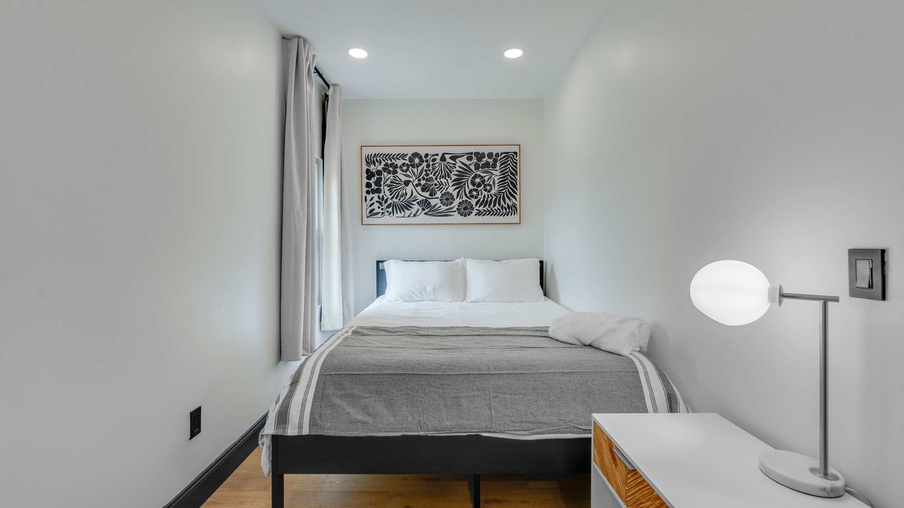 Photo of Bedroom in Weinland Park