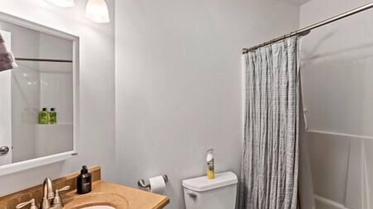 Photo of Bathroom in Alyeska