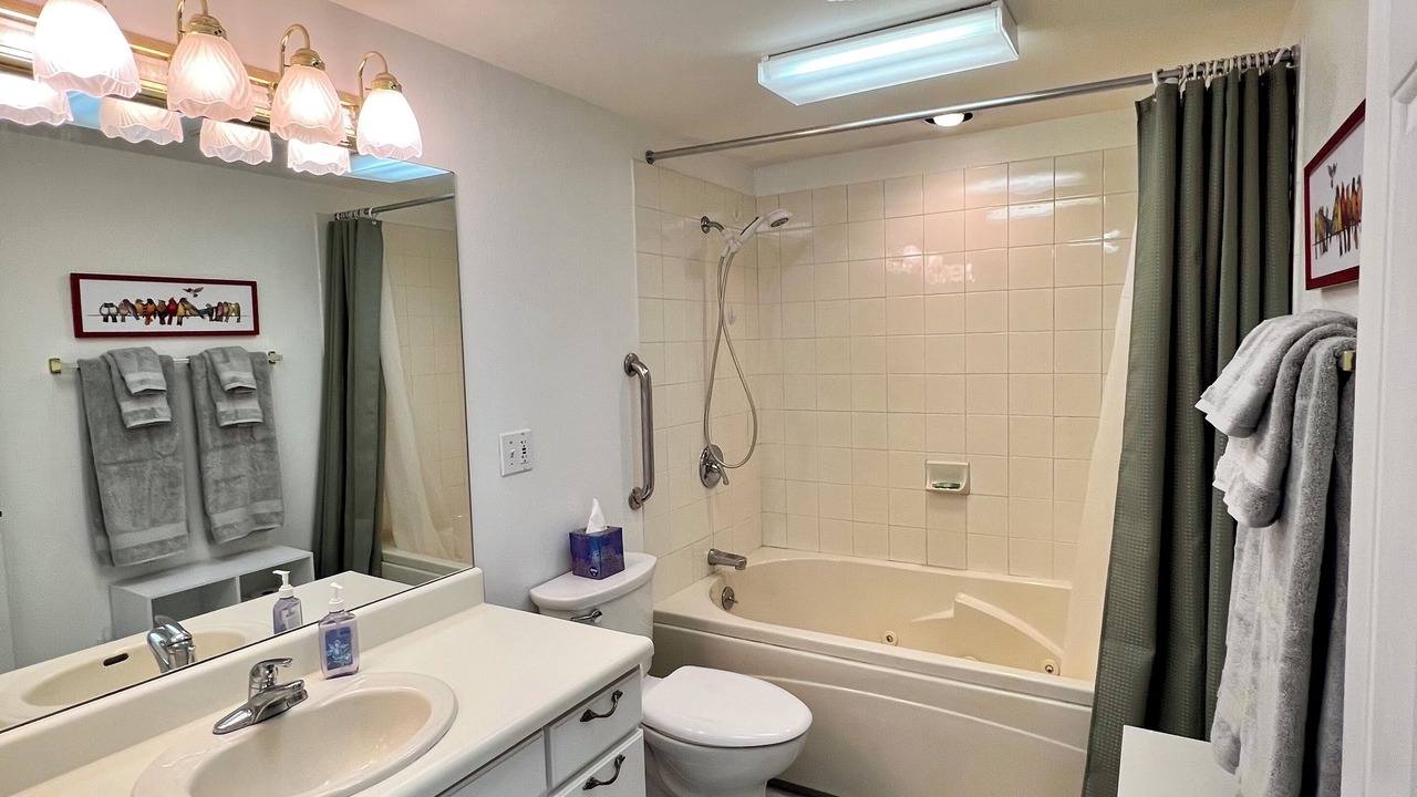 Photo of Bathroom in Kodiak