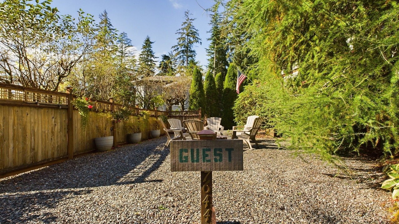 Photo of Outdoor in Mendenhall Valley