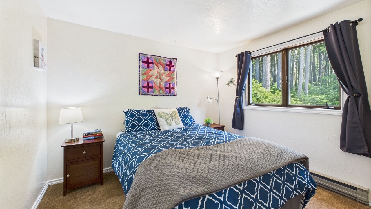 Photo of Bedroom in Mendenhall Valley