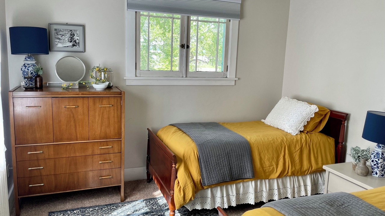 Photo of Bedroom in Fairbanks