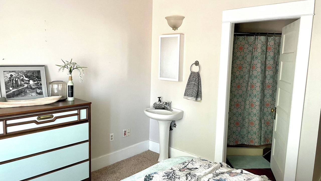 Photo of Bedroom in Fairbanks