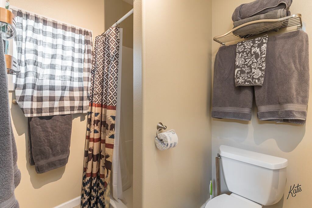 Photo of Bathroom in Salcha