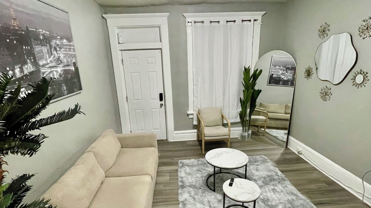 Photo of Livingroom in Olde Towne East