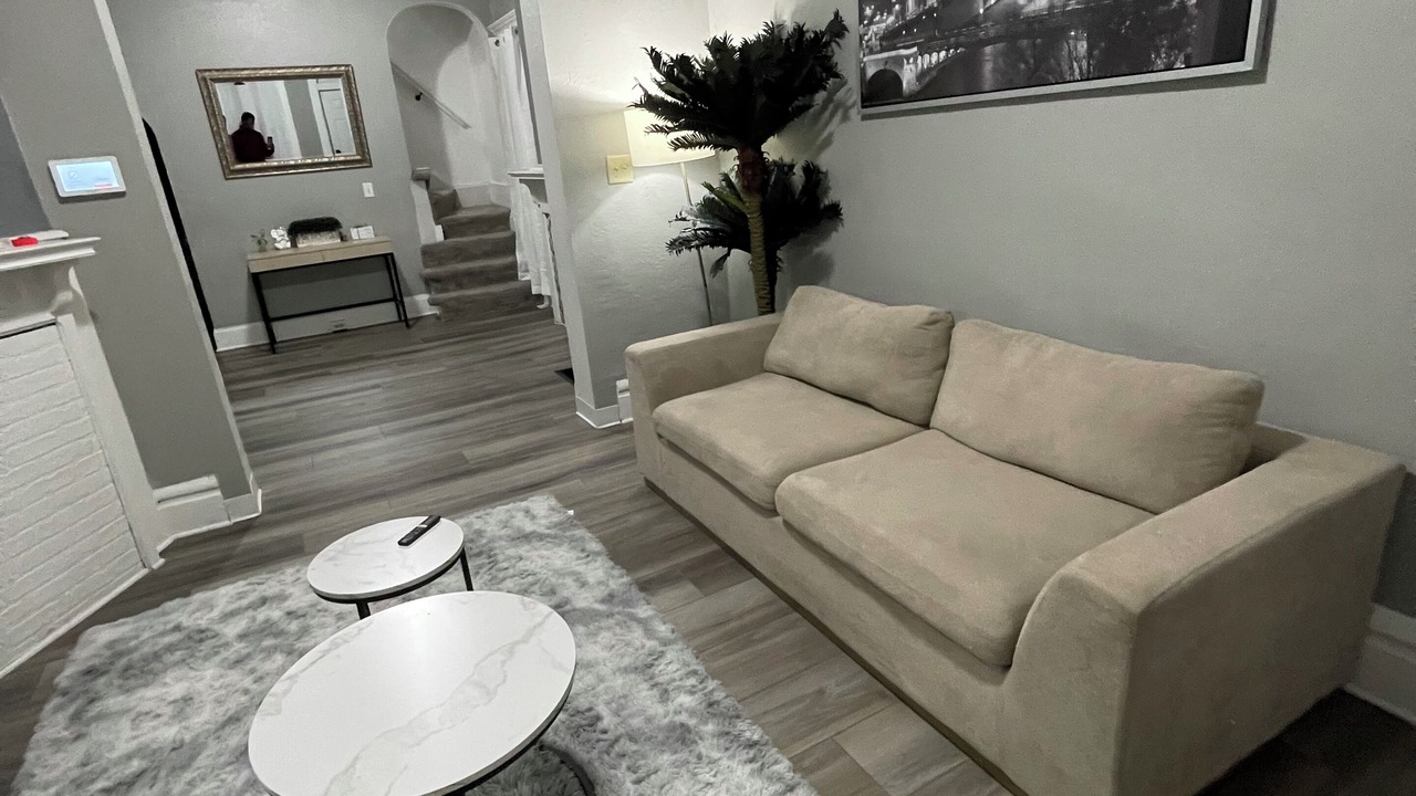 Photo of Livingroom in Olde Towne East