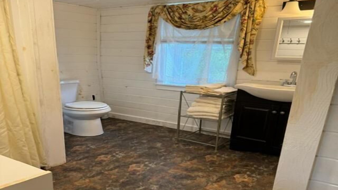 Photo of Bathroom in The Forks