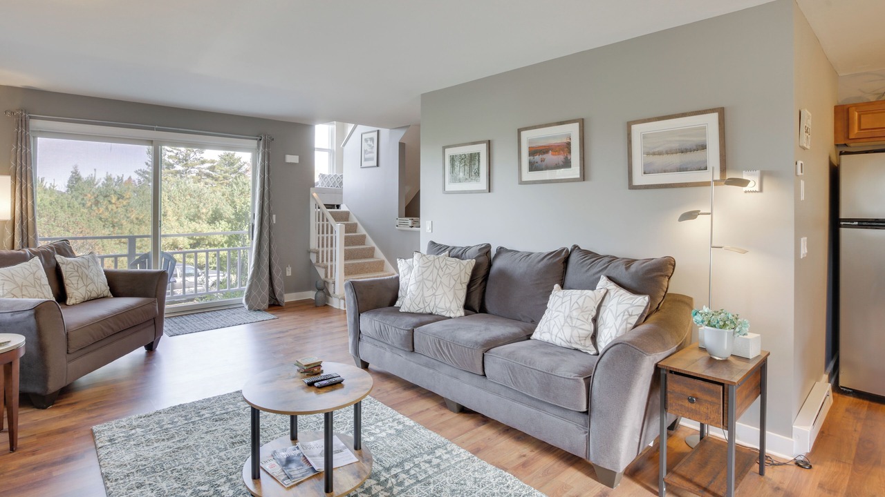 Photo of Livingroom in Bethel