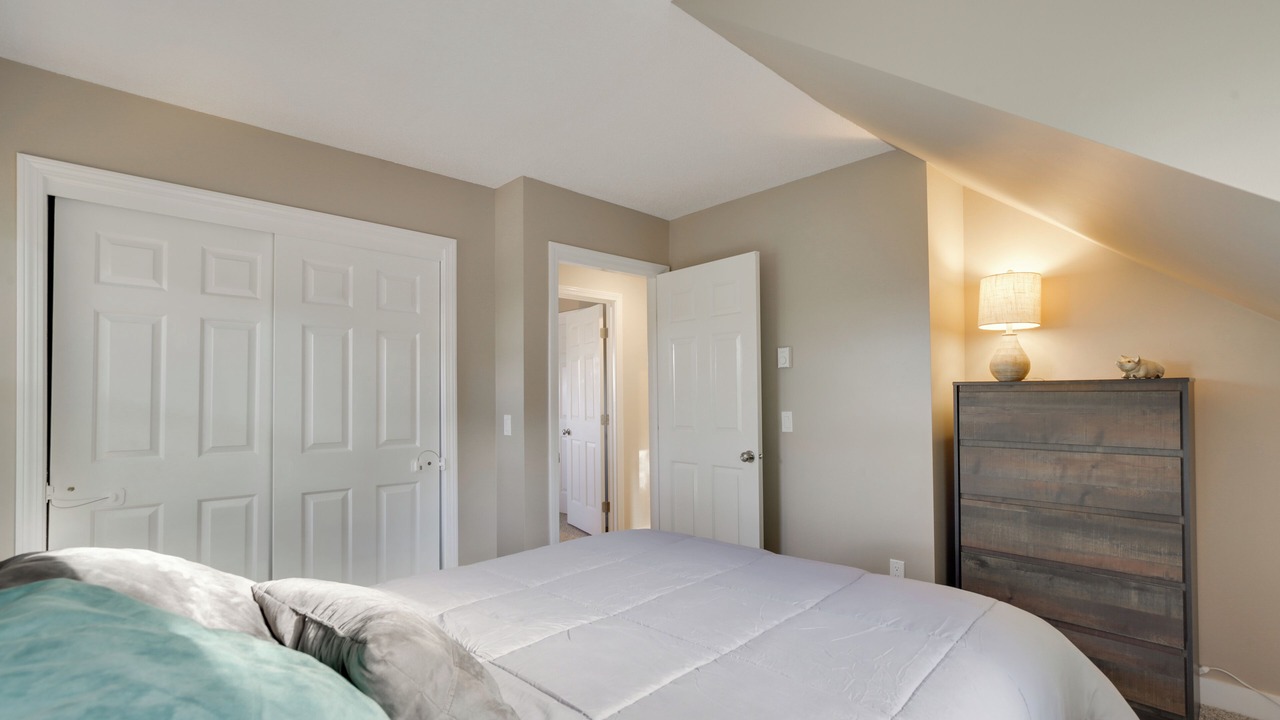 Photo of Bedroom in Bethel