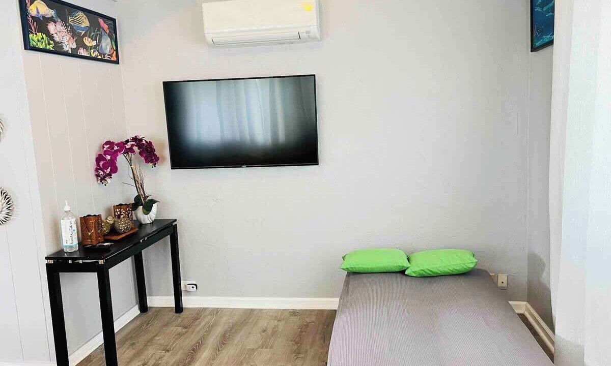 Photo of Bedroom in Hawaii Kai