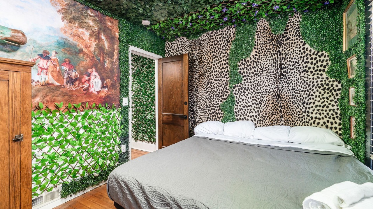 Photo of Bedroom in University District