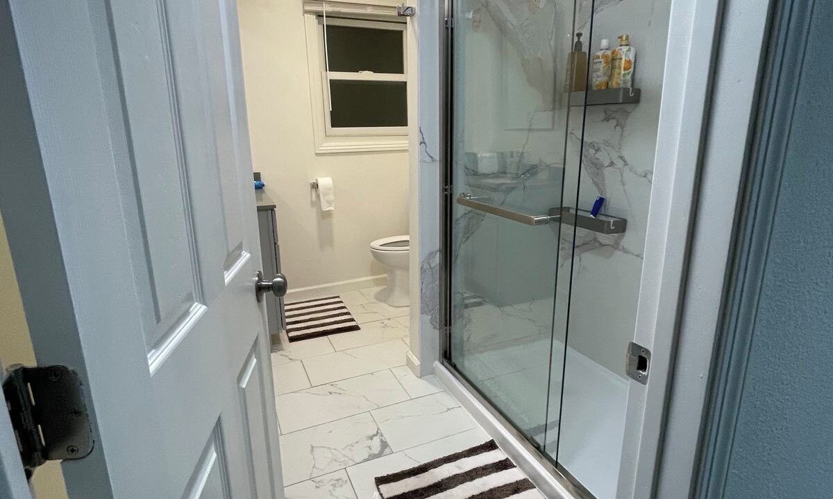 Photo of Bathroom in Mission - Garin