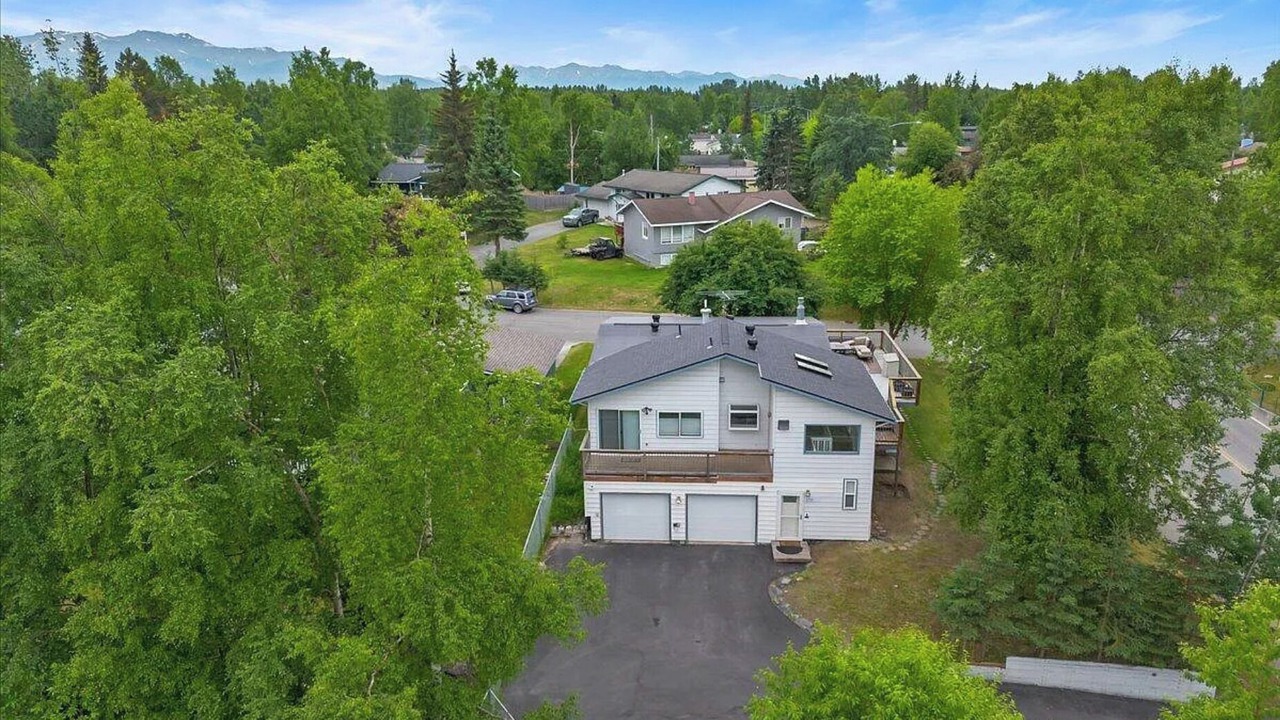 Photo of Outdoor in Tudor Area