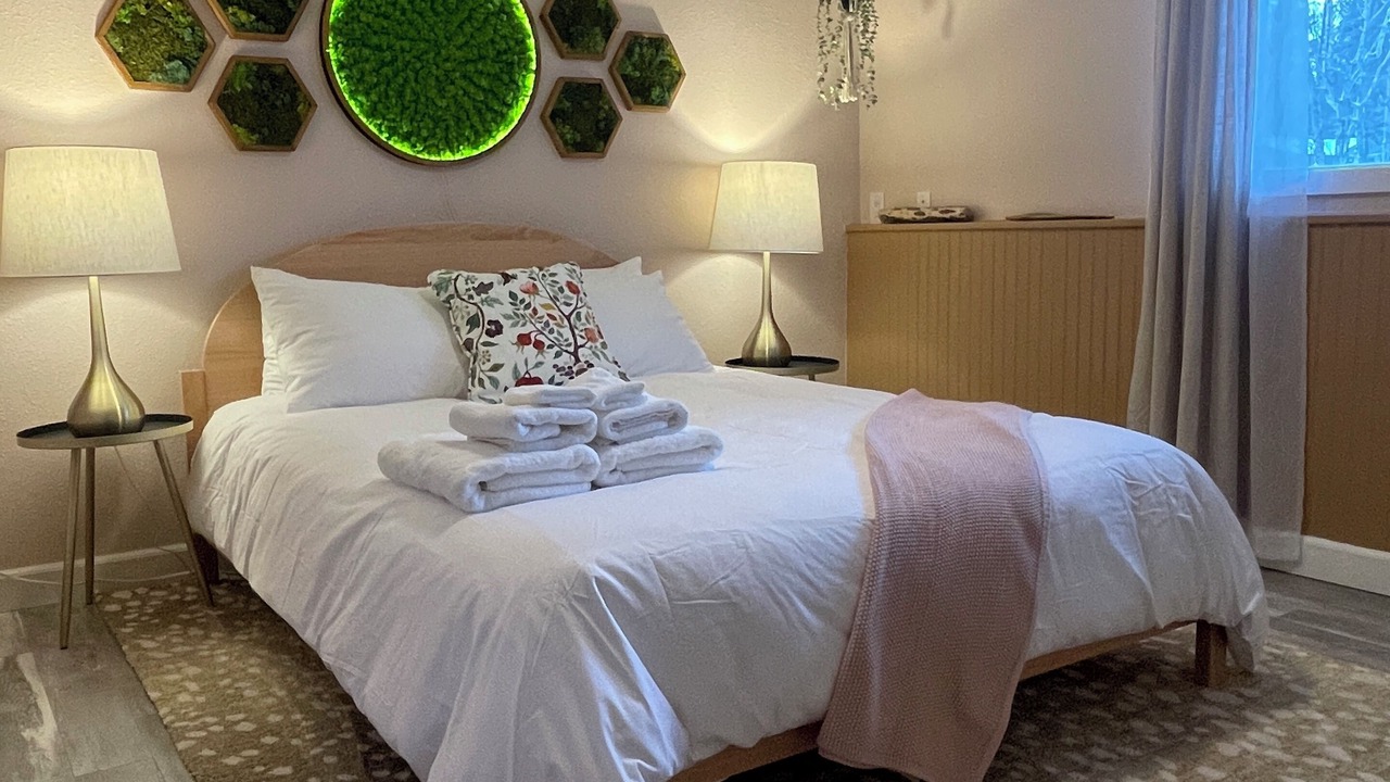 Photo of Bedroom in Tudor Area