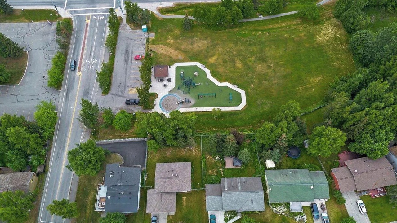 Photo of Outdoor in Tudor Area