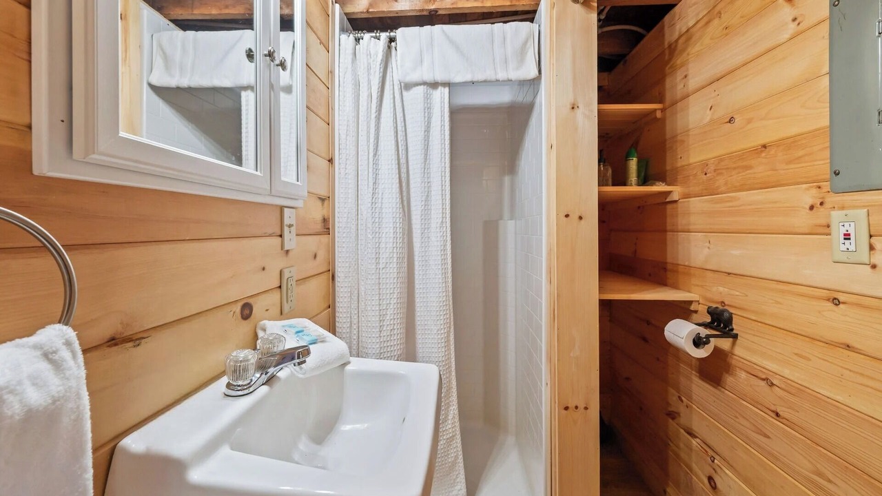 Photo of Bathroom in Rangeley Plantation