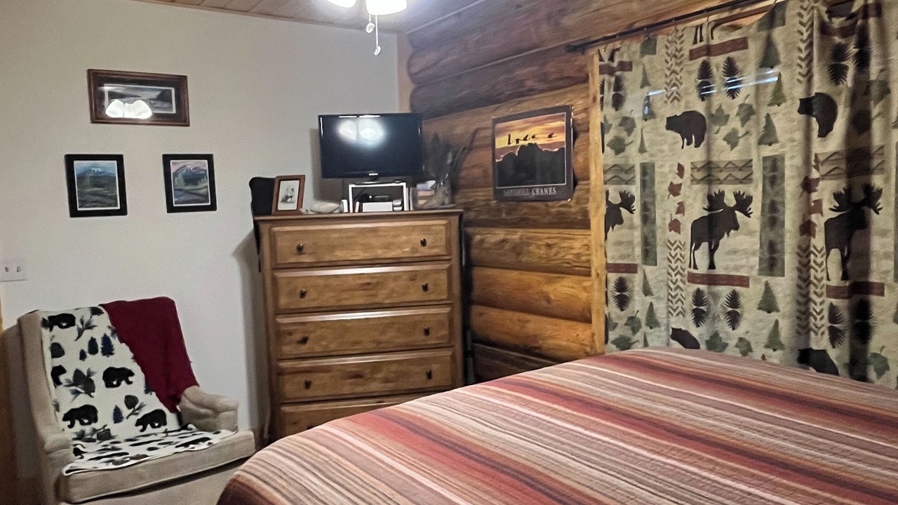 Photo of Bedroom in Gustavus