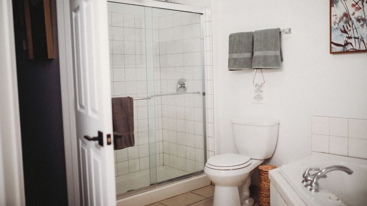 Photo of Bathroom in North Pole