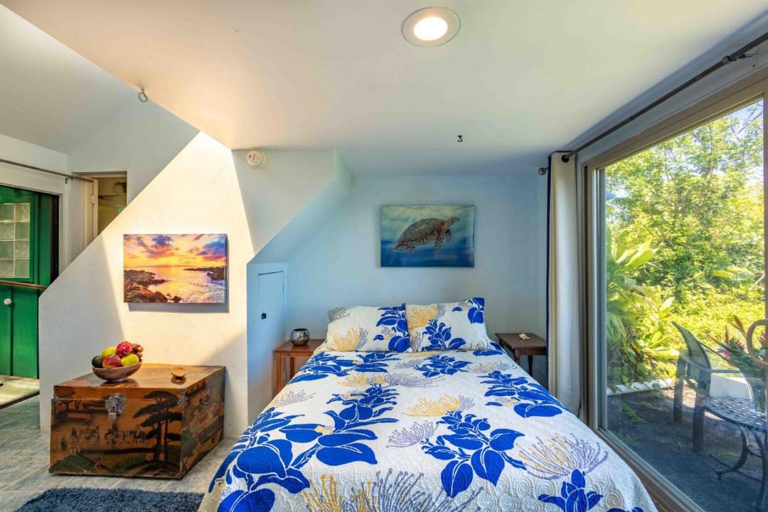 Photo of Bedroom in Haiku