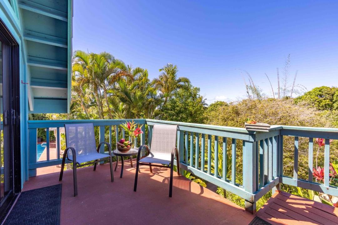 Photo of Patio Balcony in Haiku