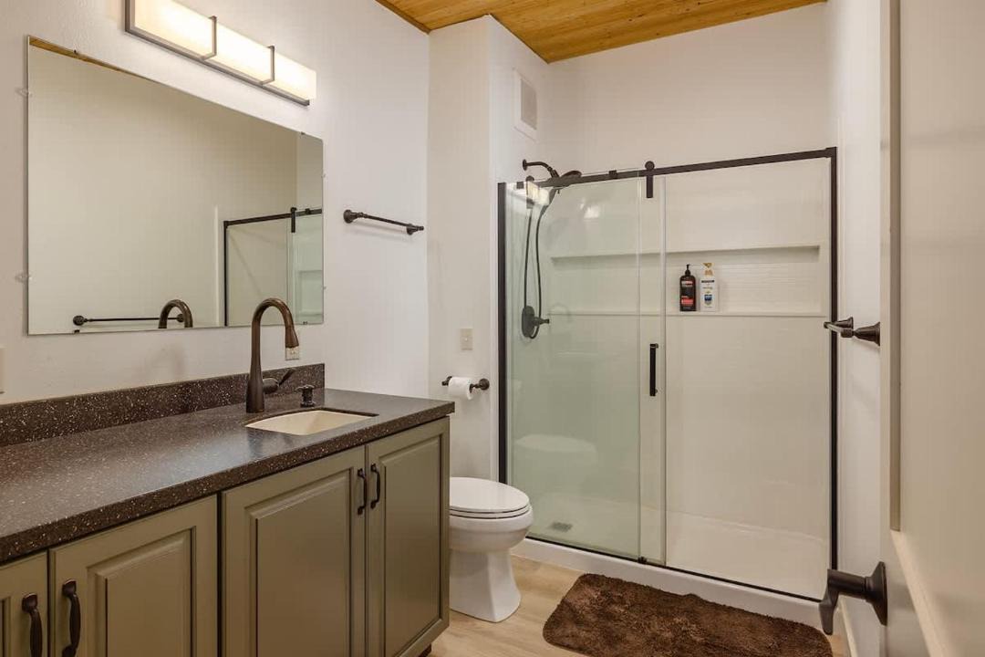 Photo of Bathroom in Alyeska