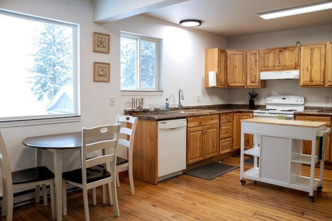 Photo of Kitchen in West Juneau