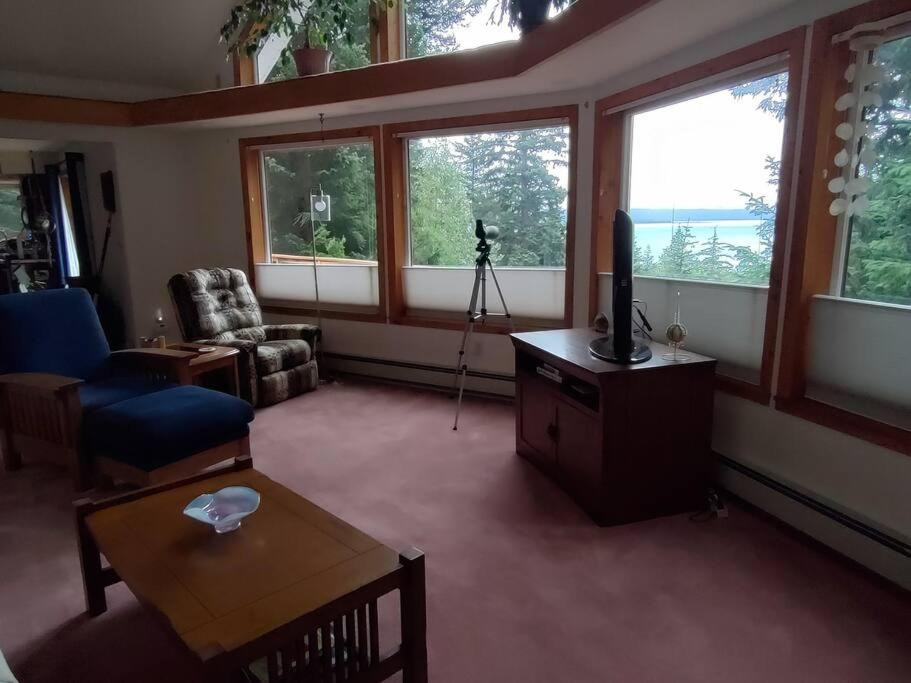 Photo of Others in Haines