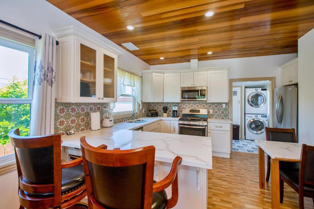 Photo of Kitchen in West Alameda