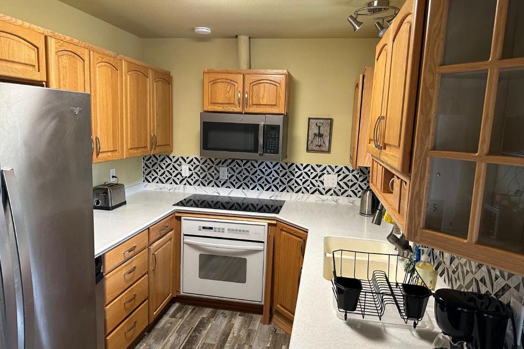 Photo of Kitchen in Taku - Campbell
