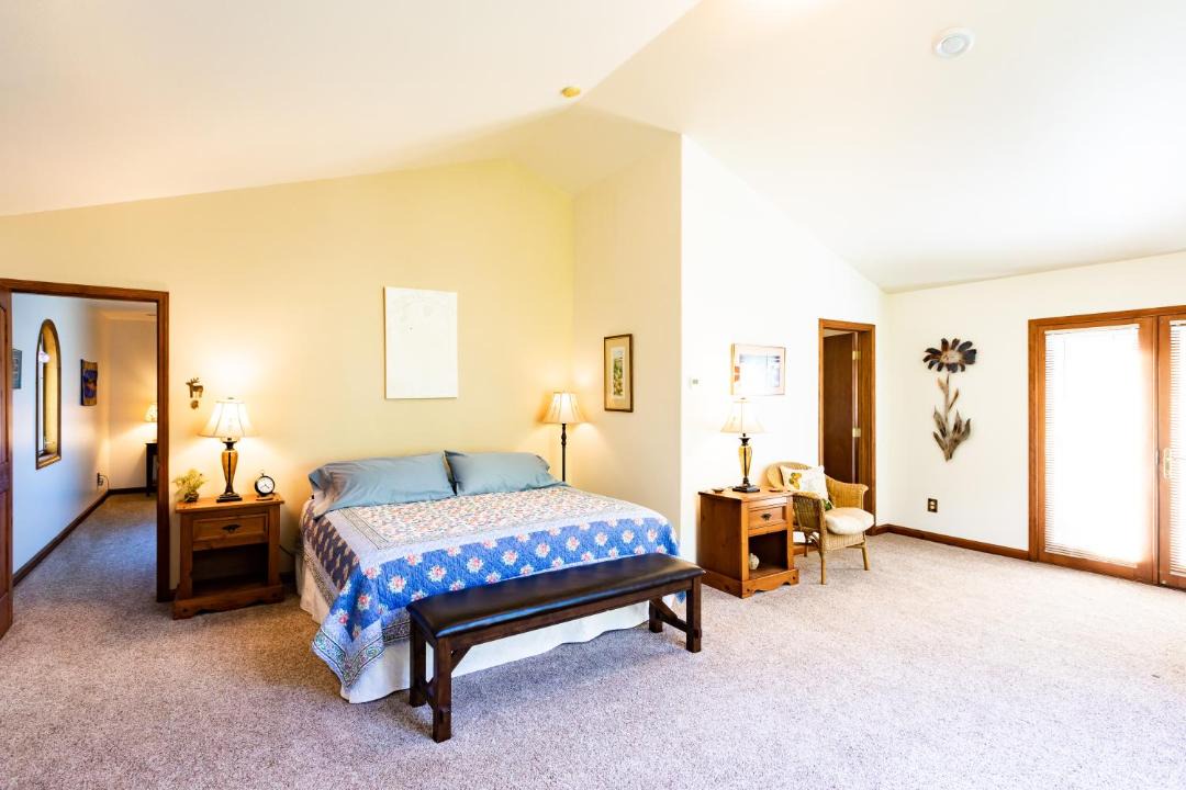 Photo of Bedroom in Moose Pass