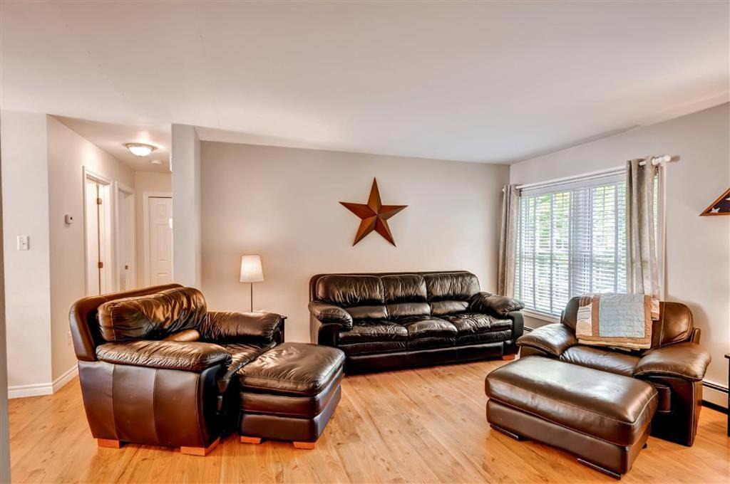 Photo of Livingroom in Newport