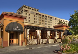 Juniper Hotel Cupertino, Curio Collection by Hilton