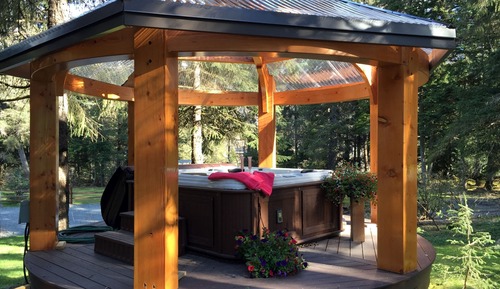 Signature Cottage, Ensuite (Kobuk's Stall/Cottage)