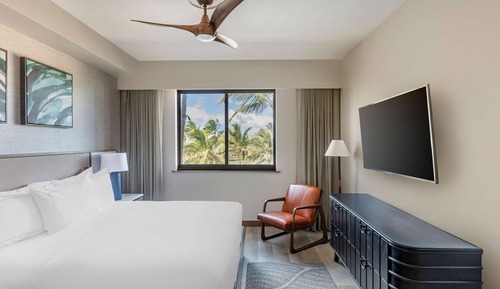 3 Bedroom Ocean View 2 King 2 Doubles Suite