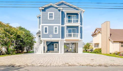 Four-Bedroom Vacation Home