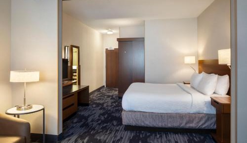 Studio with King Bed and Sofa Bed - Hearing Accessible
