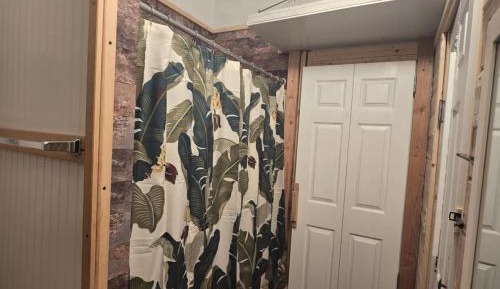 Deluxe Studio