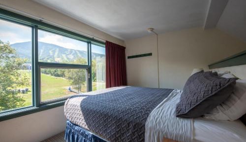 Double Room with Mountain View