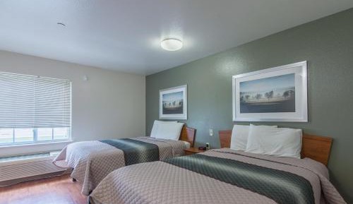 Studio Room with Two Double Beds Non-Smoking