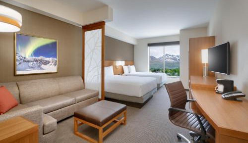 Queen Room with Two Queen Beds with Sofa Bed and Tub - Disability Access