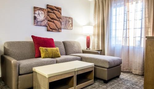One-Bedroom King Suite - Non-Smoking