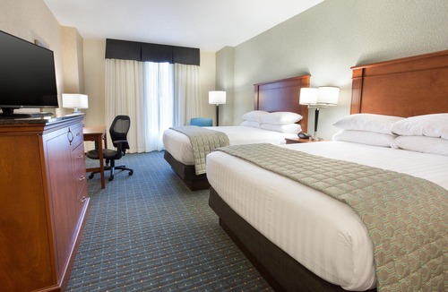 Grand Rapids Hotel | Drury Inn & Suites Grand Rapids