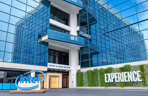 Newhall Hotel | Shopping Spree at Westfield Valley Fair Shopping Mall and Santana Row! Parking