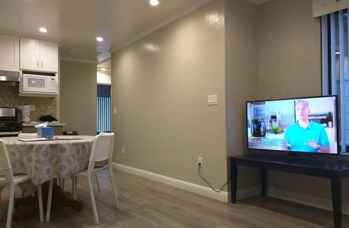 South San Francisco Apartment | New remodeled 3-bedroom South San Francisco home