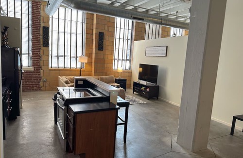 Downtown West Condo | Lafayette’s Gem: Baseball/Hockey/Soccer/XFL