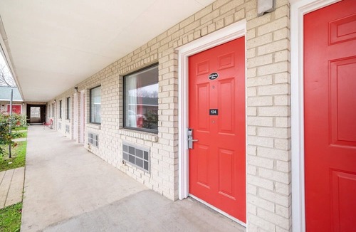 San Antonio Apartment | 2 Queen Bed with Pull Out
